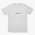Camiseta com estampa frontal de "2 Coríntios 12:9" e estampa traseira de "A Tua Graça Me Basta" acompanhada por um simpático emoji centralizado.