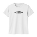 Camiseta com estampa frontal de texto em duas linhas, destacando as palavras "Lazy Marathon" em fonte grande e "Never Protest Lazy Club" em fonte menor.