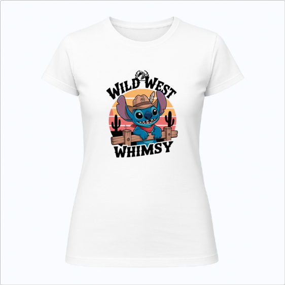 Camiseta com estampa frontal de personagem azul usando chapéu de cowboy, cercado por cactos e pôr do sol, com as palavras "WILD WEST WHIMSY".