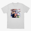 Camiseta com estampa frontal de diversos personagens de anime alinhados, exibindo expressões variadas, alguns com adereços únicos e poses dinâmicas.