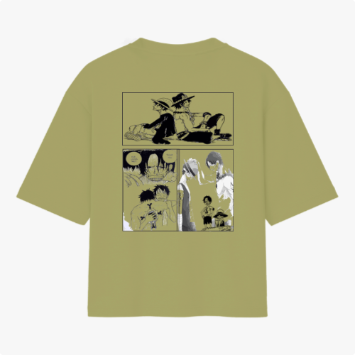Camiseta com estampa frontal de personagem em posição dinâmica com texto em estilo japonês, e estampa traseira de quadrinhos com cenas e personagens em contraste.
