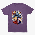 Camiseta com estampa frontal de três personagens em estilo animado, cercados por símbolos místicos e letras verticais estilizadas à esquerda.