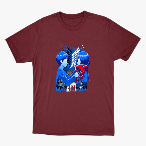 Camiseta com estampa frontal de duas figuras de perfil, uma com cachecol, enquadradas por um emblema, com silhuetas de várias pessoas ao fundo.