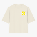 Camiseta com estampa frontal de "SALMO 18" e número "31" em estilo esportivo e estampa traseira idêntica, com lettering e numeração destacados.