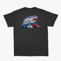 Camiseta com estampa frontal de "RS Challenge" estilizado e estampa traseira de "RS Challenge" maior com três carros em perspectiva detalhada.