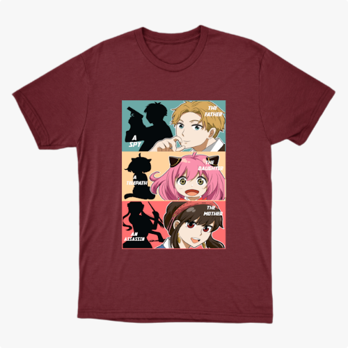 Camiseta com estampa frontal de três painéis mostrando silhuetas e personagens, com textos: "A Spy", "The Father", "Telepath", "The Daughter", "An Assassin", "The Mother".