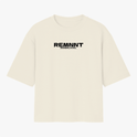 Camiseta com estampa frontal de texto estilizado "REMNNT" em letras maiúsculas e "IMBATÍVEL" em tamanho menor, alinhados centralmente.