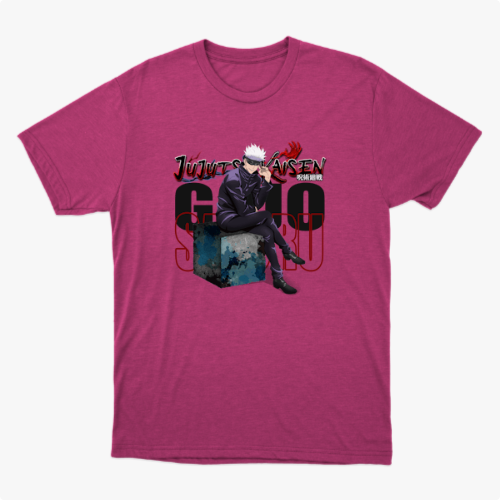 Camiseta com estampa frontal de personagem sentado com cabelo branco e óculos escuros, acompanhado de texto estilizado em japonês e inglês.