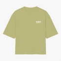 Camiseta com estampa frontal de texto "VOID" em letras maiúsculas seguido por uma linha horizontal, com uma inscrição menor logo abaixo do lado direito.