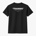 Camiseta com estampa frontal de "TRAINING" e estampa traseira de "TRAINING" seguido por "ATHLETIC COLLECTION" e "BOWKER CLUB" abaixo em letras menores.