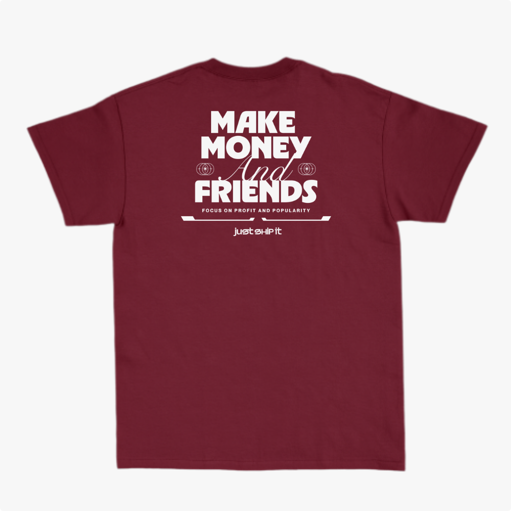 Camiseta com estampa frontal de texto estilizado "just ship it" e ícones circulares e estampa traseira de frase inspiradora "MAKE MONEY AND FRIENDS".