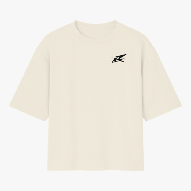 Camiseta com estampa frontal de um desenho estilizado em forma de zigzag e estampa traseira de texto "JESUS IS KING" sobre uma estrela estilizada.