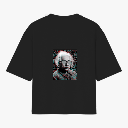 Camiseta com estampa frontal de pequeno símbolo hexagonal abstrato e estampa traseira de retrato detalhado de cientista icônico com efeito vintage.