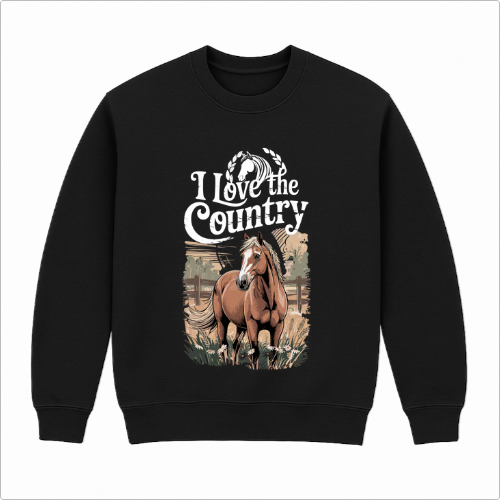 Moletom com estampa frontal de cavalo em ambiente rural, cercado por folhagens e estrutura de madeira, acompanhado da frase "I Love the Country" no topo.