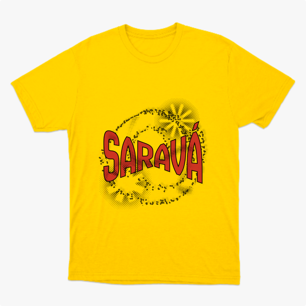 Camiseta com estampa frontal de texto em estilo pop art, com a palavra "Saravá" em destaque, rodeada por padrões circulares e efeitos pontilhados.