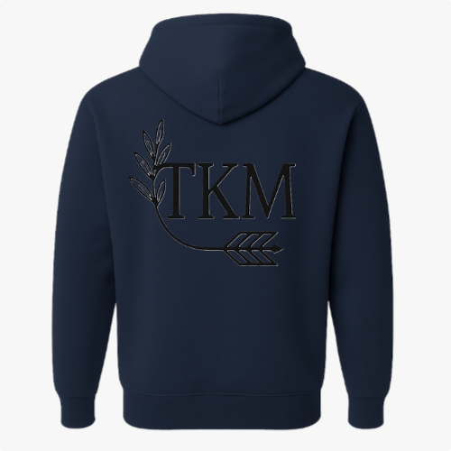 Moletom com estampa frontal de texto estilizado "GRK" com um arco e flecha e estampa traseira de "TKM" acompanhada de um ramo de folhas e flecha.