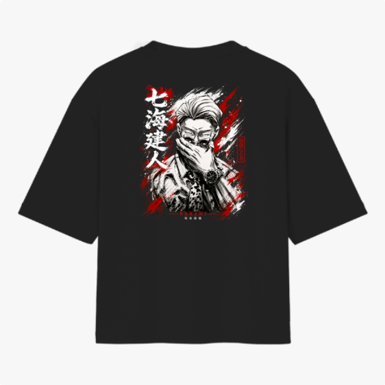 Camiseta com estampa frontal de logotipo estilizado "KAGE" com símbolo floral e estampa traseira de personagem detalhado com fundo dinâmico e caracteres orientais.