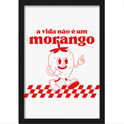 Quadro com estampa frontal de ilustração estilo cartoon de morango sorridente, junto à frase "a vida não é um morango" sobre um fundo com padrão quadriculado.