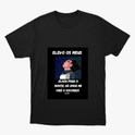 Camiseta com estampa frontal de personagem olhando para cima, texto "ELEVO OS MEUS OLHOS PARA O MONTE; DE ONDE ME VIRÁ O SOCORRO?" e referência bíblica.