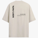 Camiseta com estampa traseira de texto vertical "GOD'S PATH." ao lado de um trecho bíblico "Psalm 18:32-33 (NIV)" com uma citação completa.