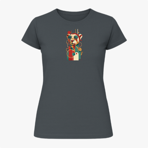 Camiseta com estampa frontal de urso estilizado usando óculos de sol com elementos geométricos e círculos sobrepostos, criando um efeito visual moderno.