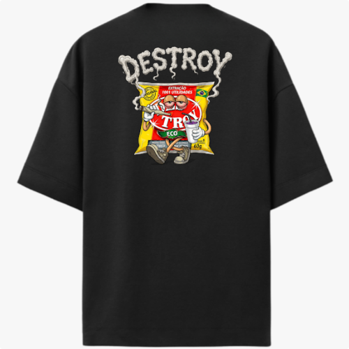 Camiseta com estampa frontal de logo oval "DESTROY" e estampa traseira de pacote com personagem animado, texto decorativo e bandeiras minúsculas.
