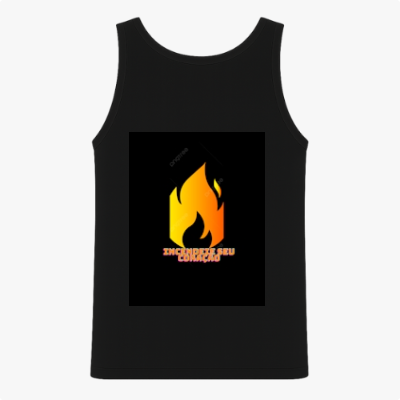 Camiseta regata com estampa frontal de uma pequena chama estilizada e estampa traseira de uma grande chama com texto na base, criando destaque visual.