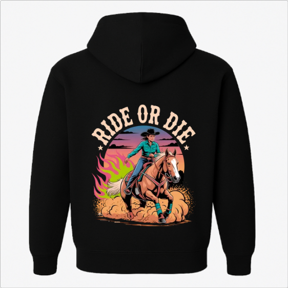 Moletom com estampa frontal de cavalo em um escudo cercado por ramos e estampa traseira de cowboy e cavalo em ação, com "RIDE OR DIE" em destaque.