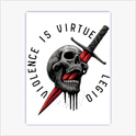Quadro com estampa frontal de caveira atravessada por espada, rodeada pelas palavras "VIOLENCE IS VIRTUE" e "LEGIO" em um design dinâmico.