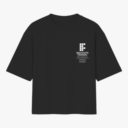 Camiseta com estampa frontal de um logotipo e texto "Instituto Federal Pernambuco Campus Caruaru" e estampa traseira com engrenagem, texto "Mecatrônica IFPE 2023.1", ondas e padrões gráficos variados.