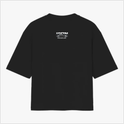 Camiseta com estampa traseira de letras estilizadas formando as palavras "IRON DISCIPLINE", com elementos geométricos complementares abaixo.