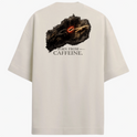 Camiseta com estampa frontal do monograma "H" minimalista e estampa traseira de imagem artística com mãos semelhantes a "A Criação" e texto "Born from Caffeine".