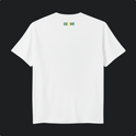 Camiseta com estampa frontal de "ORDEM & PROGRESSO" sobre uma bandeira fragmentada do Brasil e estampa traseira com "ELEVEN" e um pequeno símbolo.