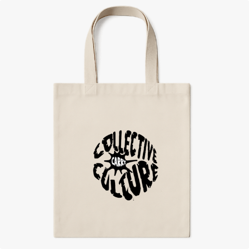 Ecobag com estampa frontal de letras estilizadas formando as palavras "Collective Carry Culture" dispostas em um padrão circular criativo e atraente.