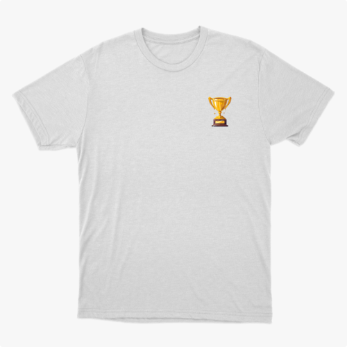 Camiseta com estampa frontal de troféu dourado pequeno e estampa traseira de troféu maior com a frase "Quem vencer herdará todas essas coisas Apocalipse 21:7".