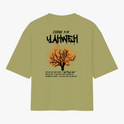 Camiseta com estampa frontal de texto estilizado "Vigia" e estampa traseira de árvore em chamas com inscrições "Exodus 3:14 Yahweh" e texto explicativo.