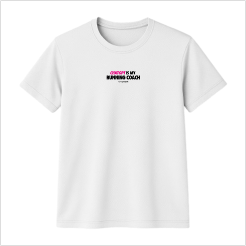 Camiseta com estampa frontal de texto "CHATGPT IS MY RUNNING COACH" em duas cores distintas, destacando uma tipografia moderna e minimalista.