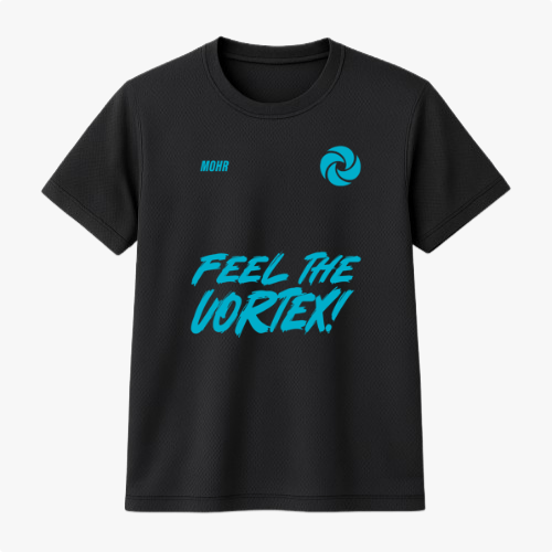 Camiseta com estampa frontal de texto estilizado "FEEL THE VORTEX!" e logo geométrico; estampa traseira de texto "BOTUVA 2026 VORTEX 4 WAY TEAM" com ícone gráfico.