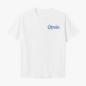 Camiseta com estampa frontal de "Opala" em fonte estilizada e estampa traseira de carro clássico com a palavra "Opala" em destaque acima.