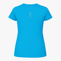 Camiseta com estampa frontal de imagem de Nossa Senhora em moldura colorida com flores e frase "Nossa Senhora, rogai por nós" e estampa traseira de logotipo com cruz e texto.