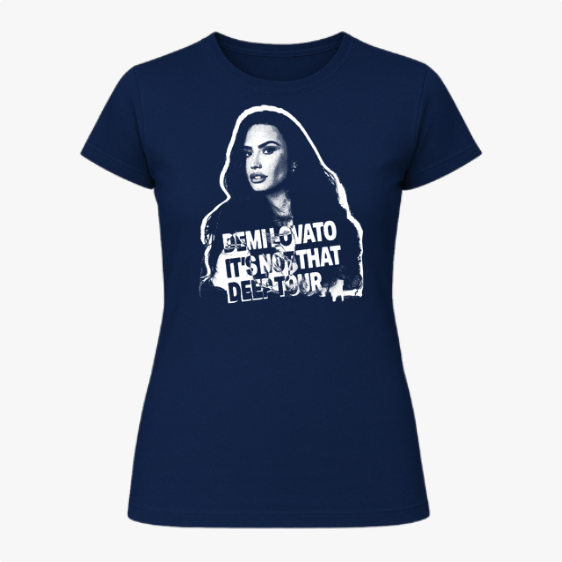 Camiseta com estampa frontal de um retrato estilizado em preto e branco, letras destacadas e a frase "IT'S NOT THAT DEEP TOUR" em destaque.