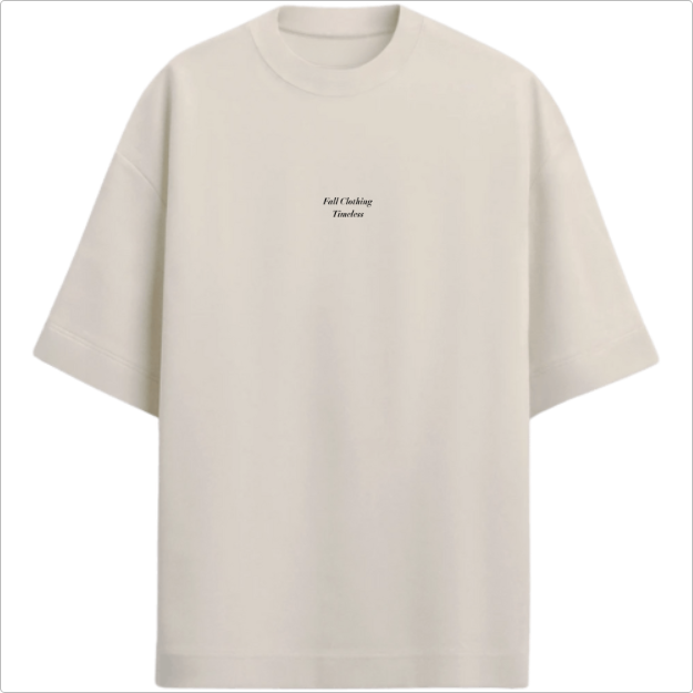 Camiseta com estampa frontal de texto estilizado pequeno e estampa traseira de relógio realista com frases e a palavra "Timeless" em destaque.