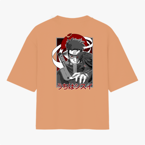 Camiseta com estampa frontal de olho estilizado e texto "SHISUI" e estampa traseira de personagem com expressão intensa, fundo geométrico e escrita em japonês.