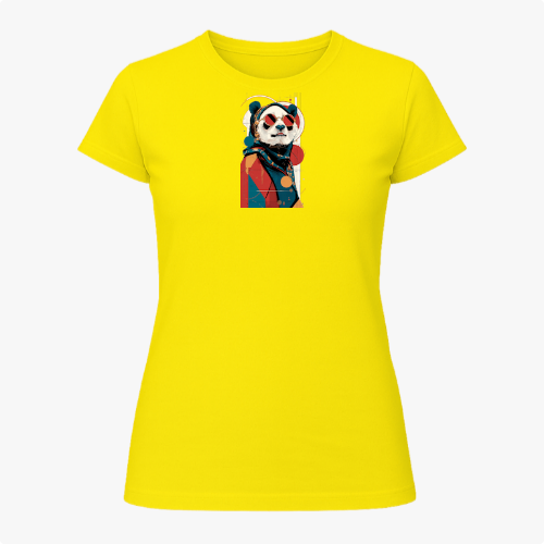 Camiseta com estampa frontal de panda estilizado, vestindo roupa clássica e chapéu, sobre fundo geométrico abstrato contrastante.