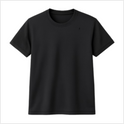 Camiseta sem estampa.