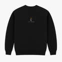 Moletom com estampa frontal de coração flamejante com coroa espinhada e cruz, envolto por faixa com texto, e estampa traseira de logotipo com coroa acima.