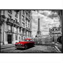 Quadro com estampa frontal de um carro vintage em uma rua europeia, tendo a Torre Eiffel ao fundo, contrastando detalhes clássicos com a modernidade.