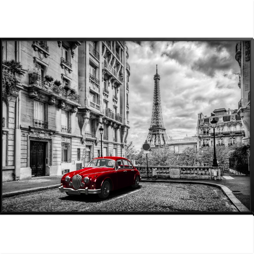 Quadro com estampa frontal de um carro vintage em uma rua europeia, tendo a Torre Eiffel ao fundo, contrastando detalhes clássicos com a modernidade.