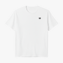 Camiseta com estampa frontal de um símbolo estilizado minimalista.