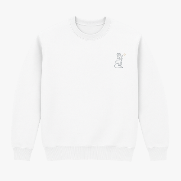 Moletom com estampa frontal de desenho minimalista de raposa vestida com gorro olhando para estrela e estampa traseira ampliada do mesmo desenho.